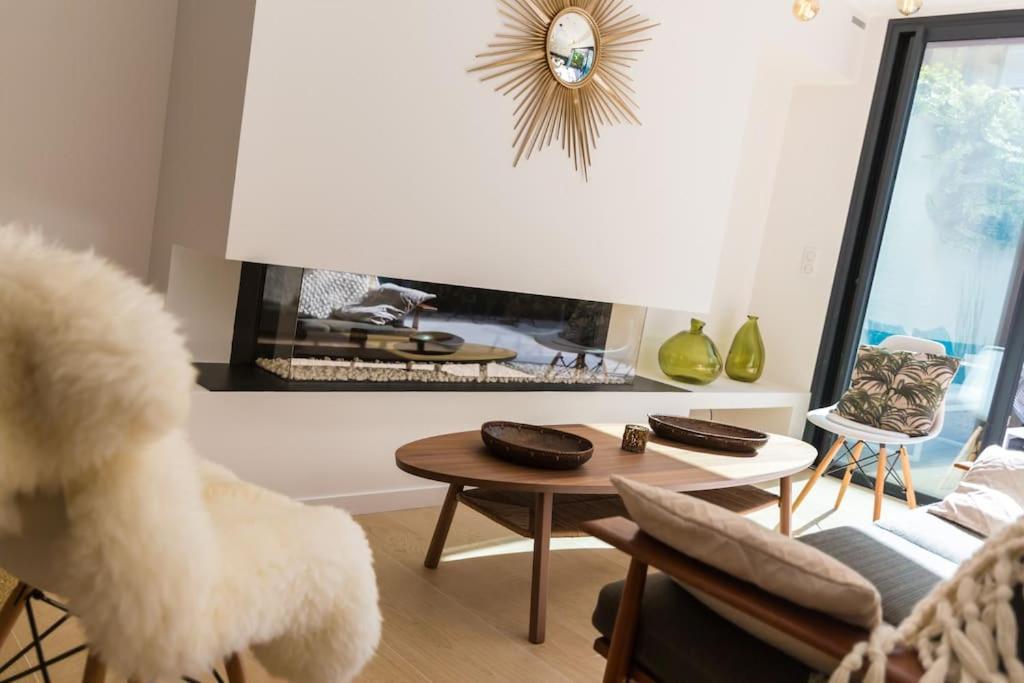 Maison D'Hotes, Terrasse & Jacuzzi En Plein Centre Bordeaux Eksteriør bilde